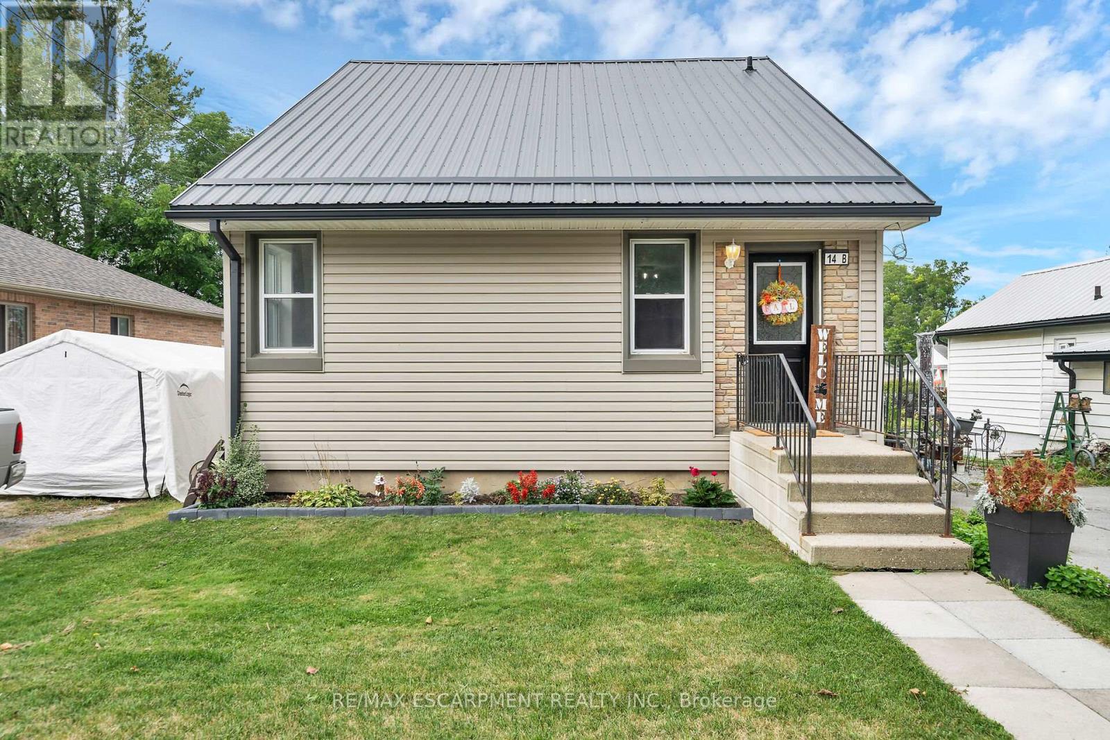 14 Potts Rd, Norfolk Simcoe, ON N3Y 2S6