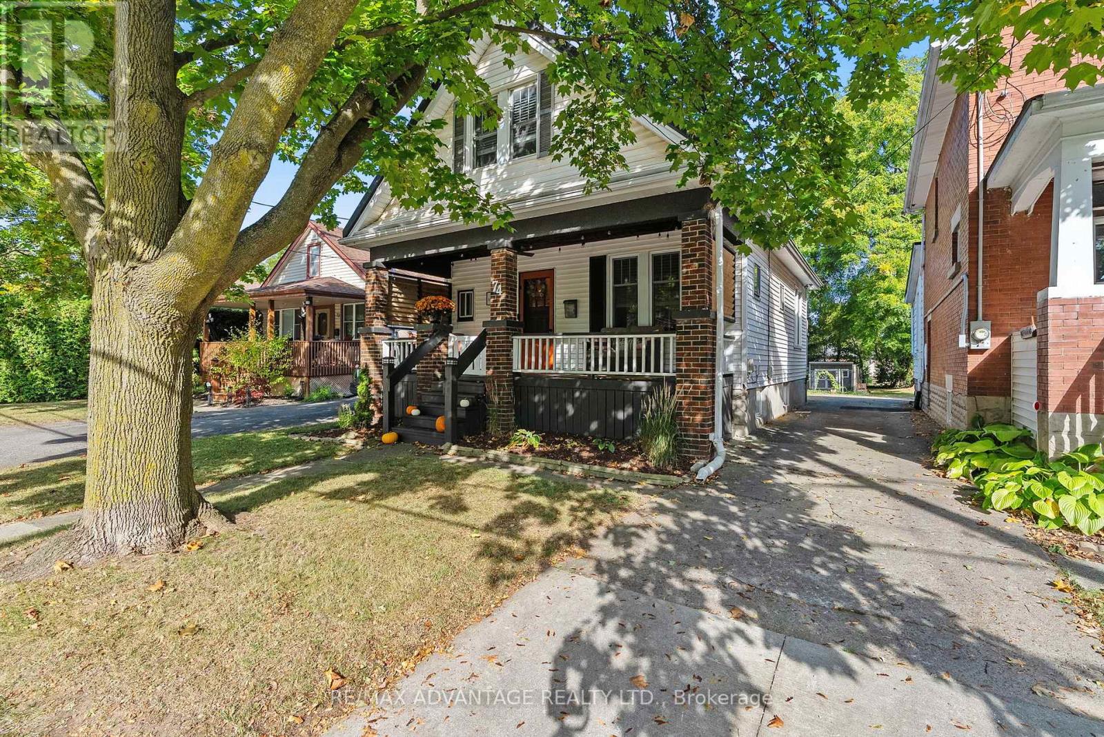 74 Emery St E, London, ON N6C 2C8