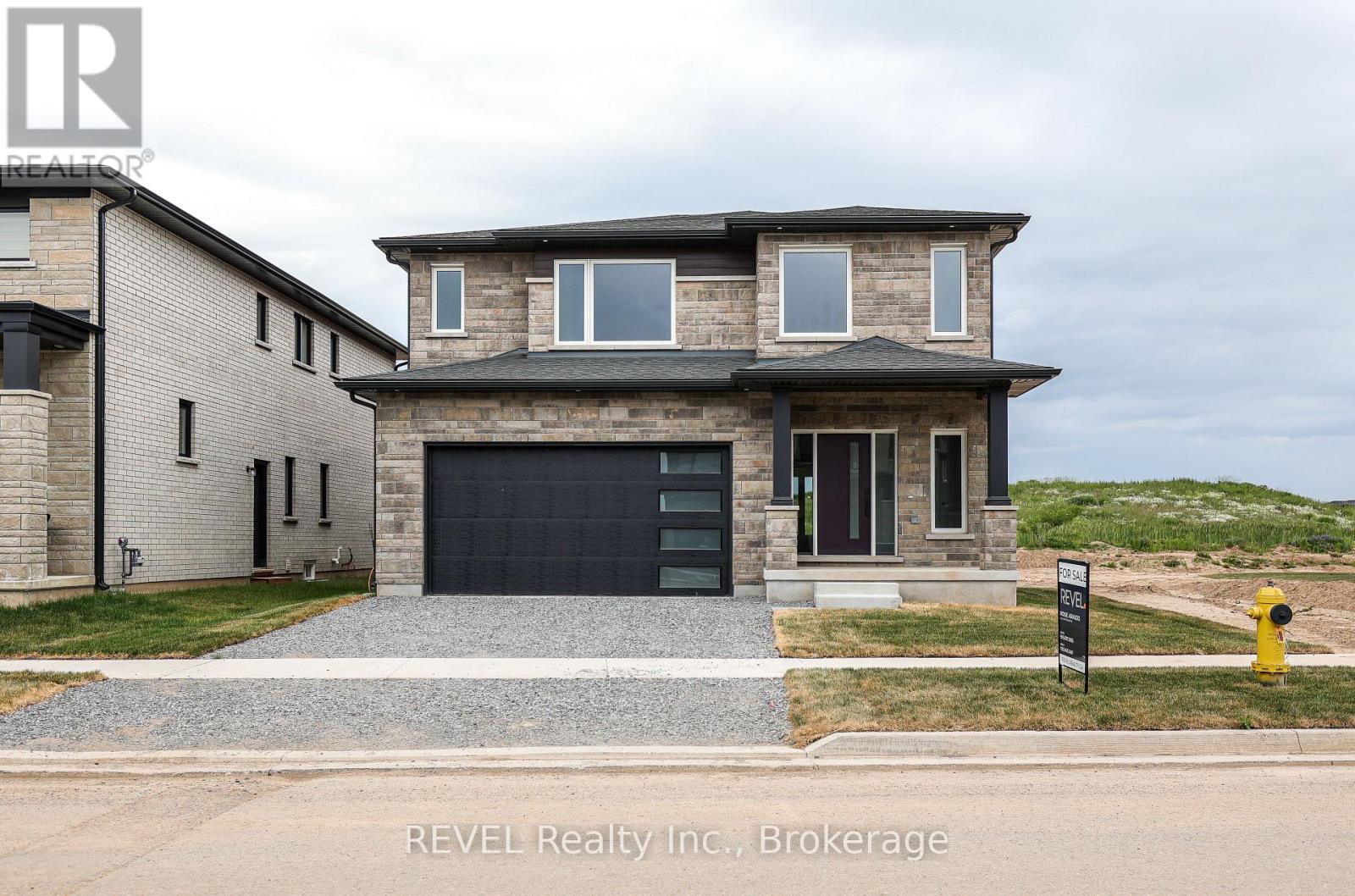 111 Acacia Rd, Pelham, ON L3B 5N5