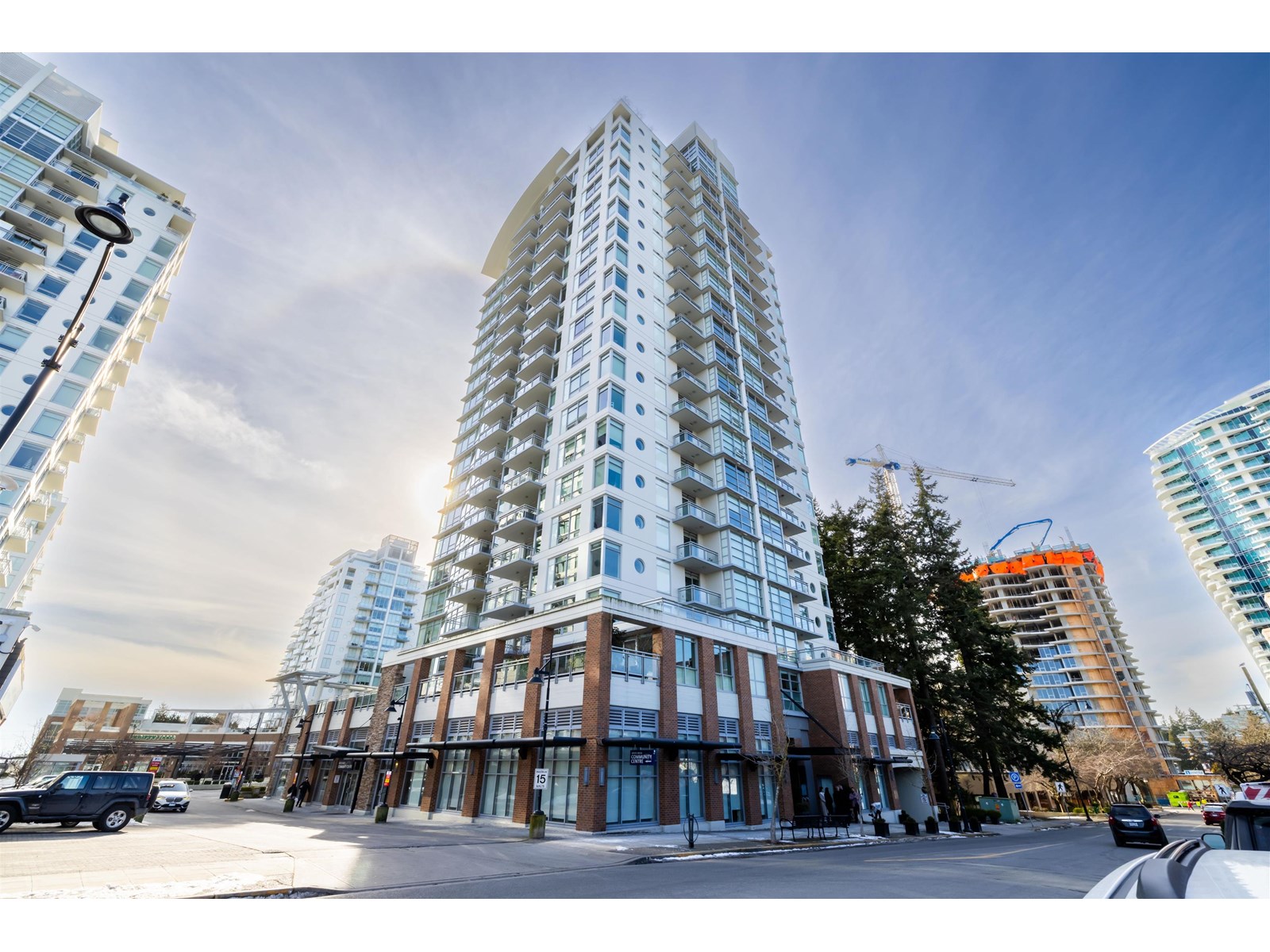 15152 Russell Avenue Unit 204, White Rock, BC V4B 0A3
