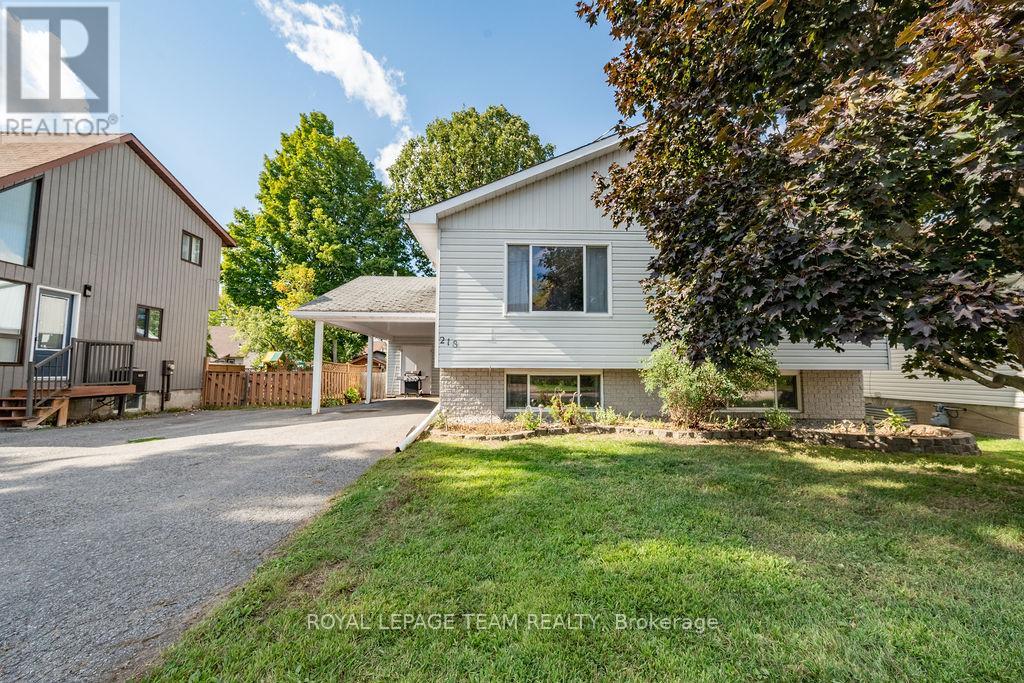 218 Cameron Ave, Renfrew, ON K7V 3V7