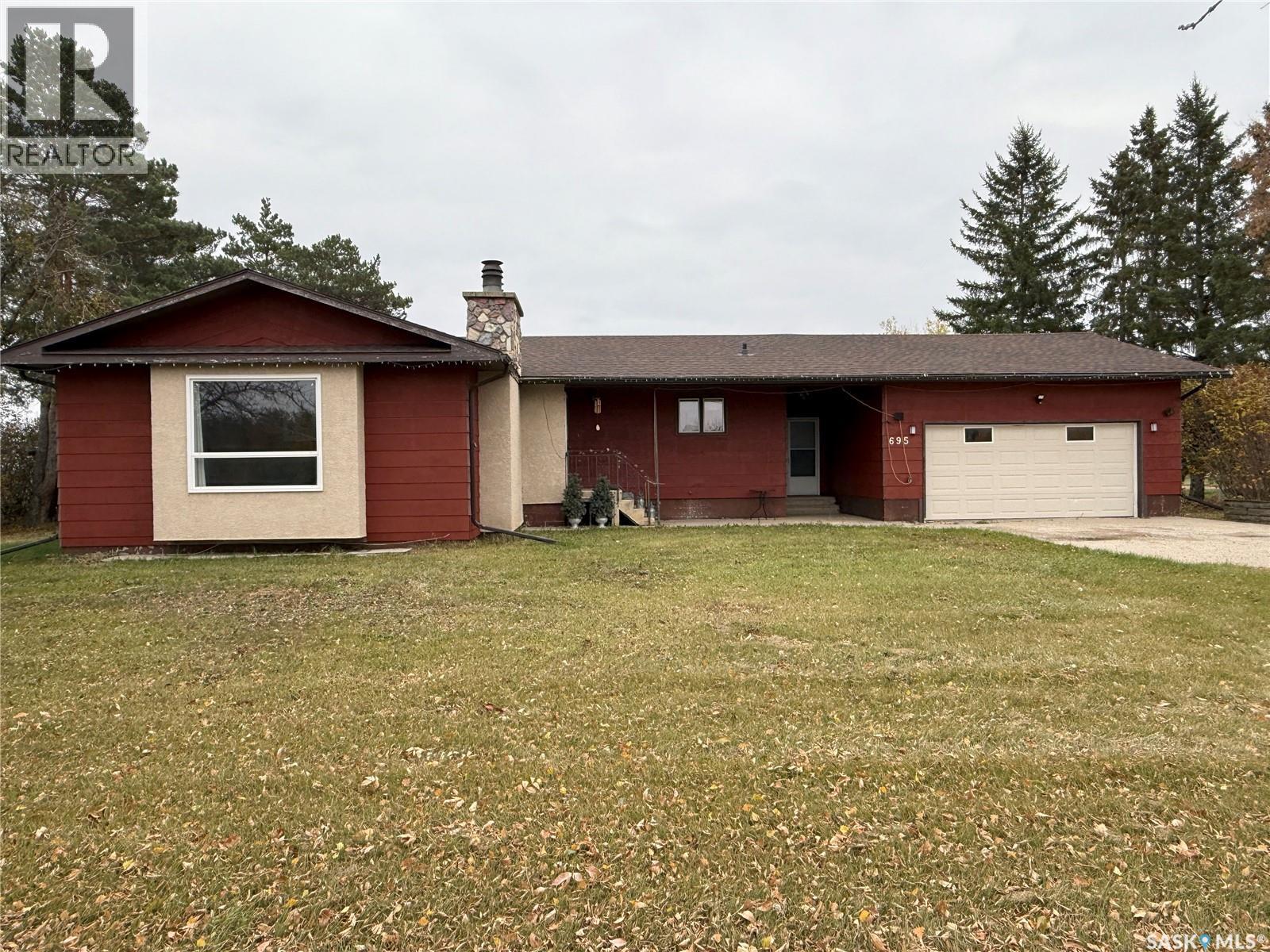 695 Elevator Rd, Duck Lake, SK S0K 1J0