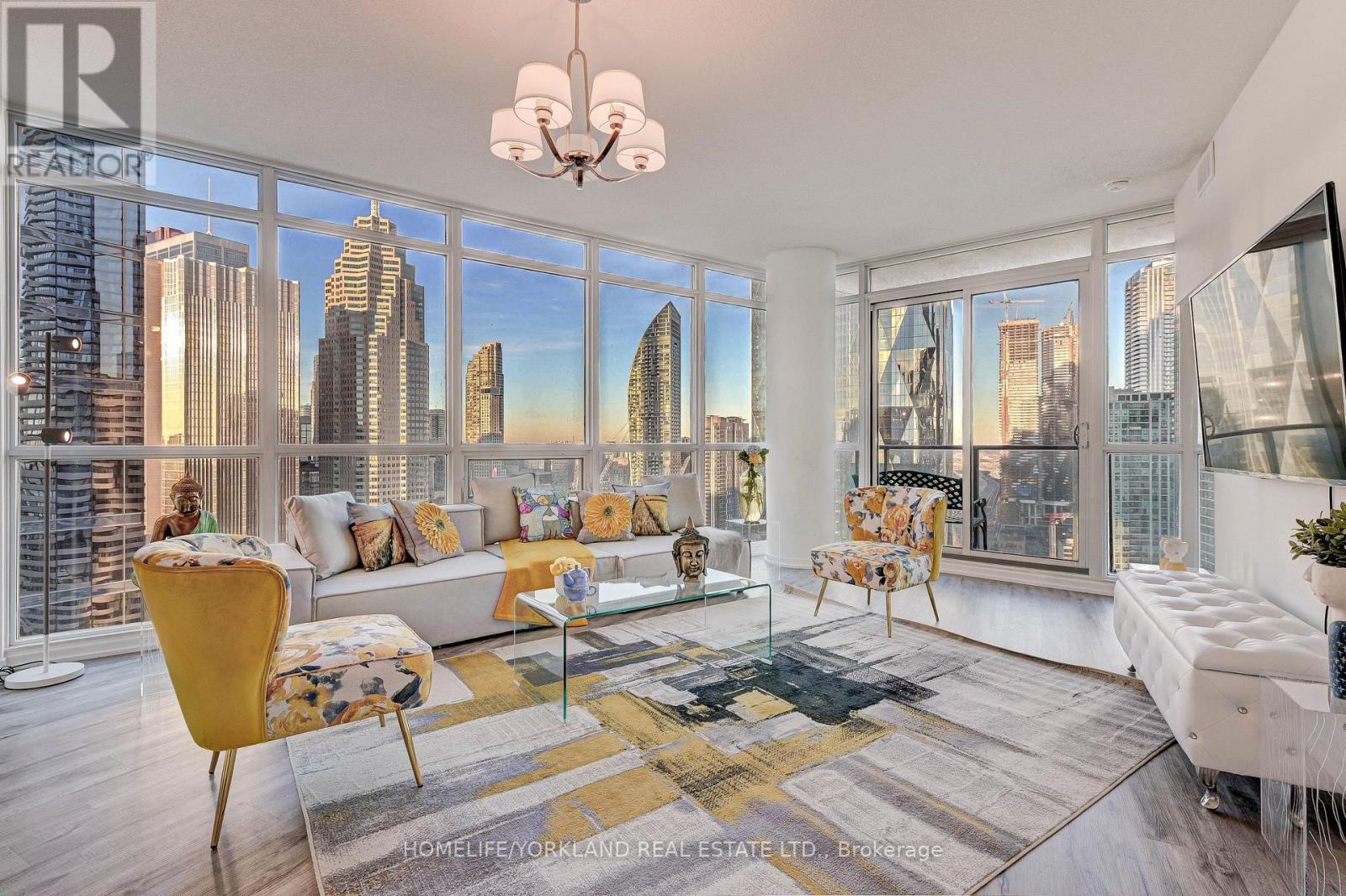 3008 65 Bremner Blvd, Toronto, ON M5J 0A7