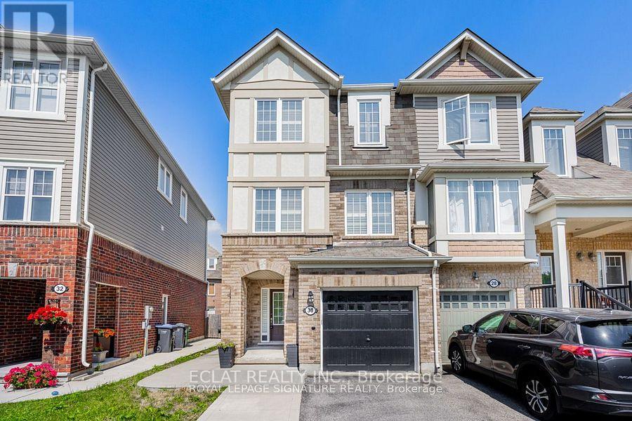 30 Lathbury St, Brampton, ON L7A 0R5