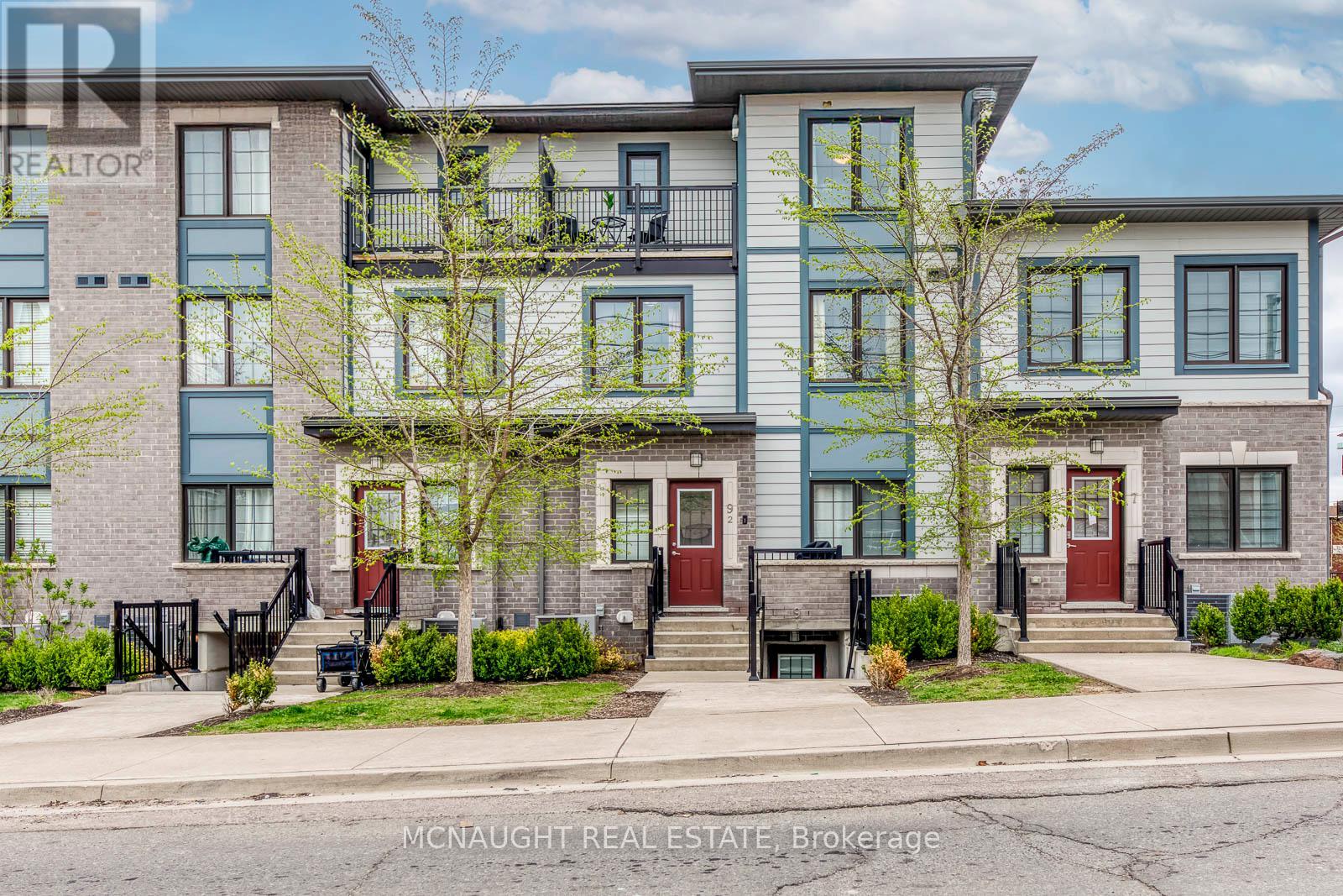 2 9 Forbes Ave, Toronto Keelesdale-eglinton West, ON M6M 0B5
