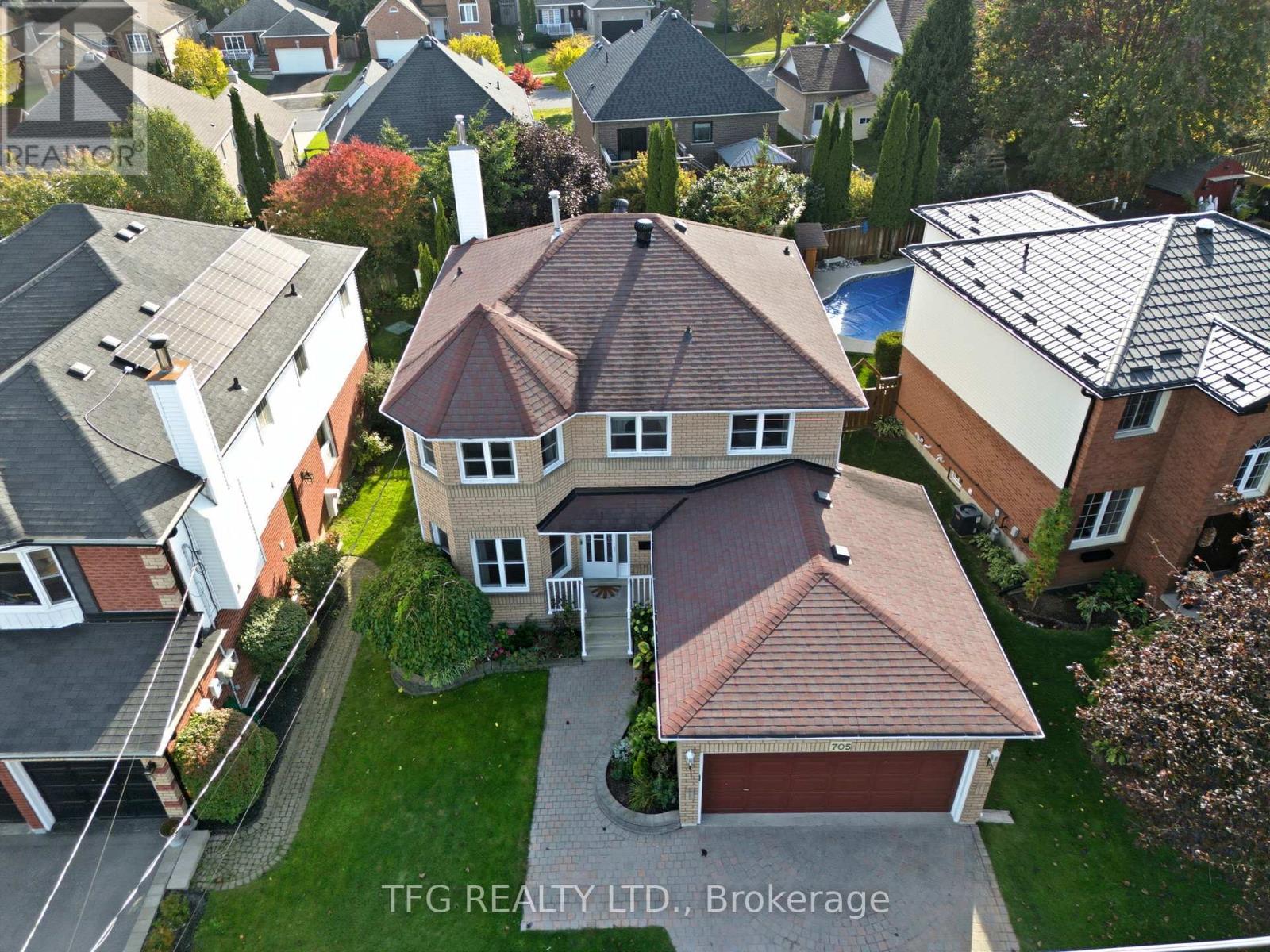 705 Carlisle St, Cobourg, ON K9A 5E4