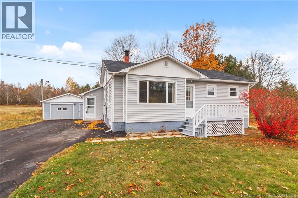 133 Wilsey Rd, Fredericton Junction, NB E5L 1W8