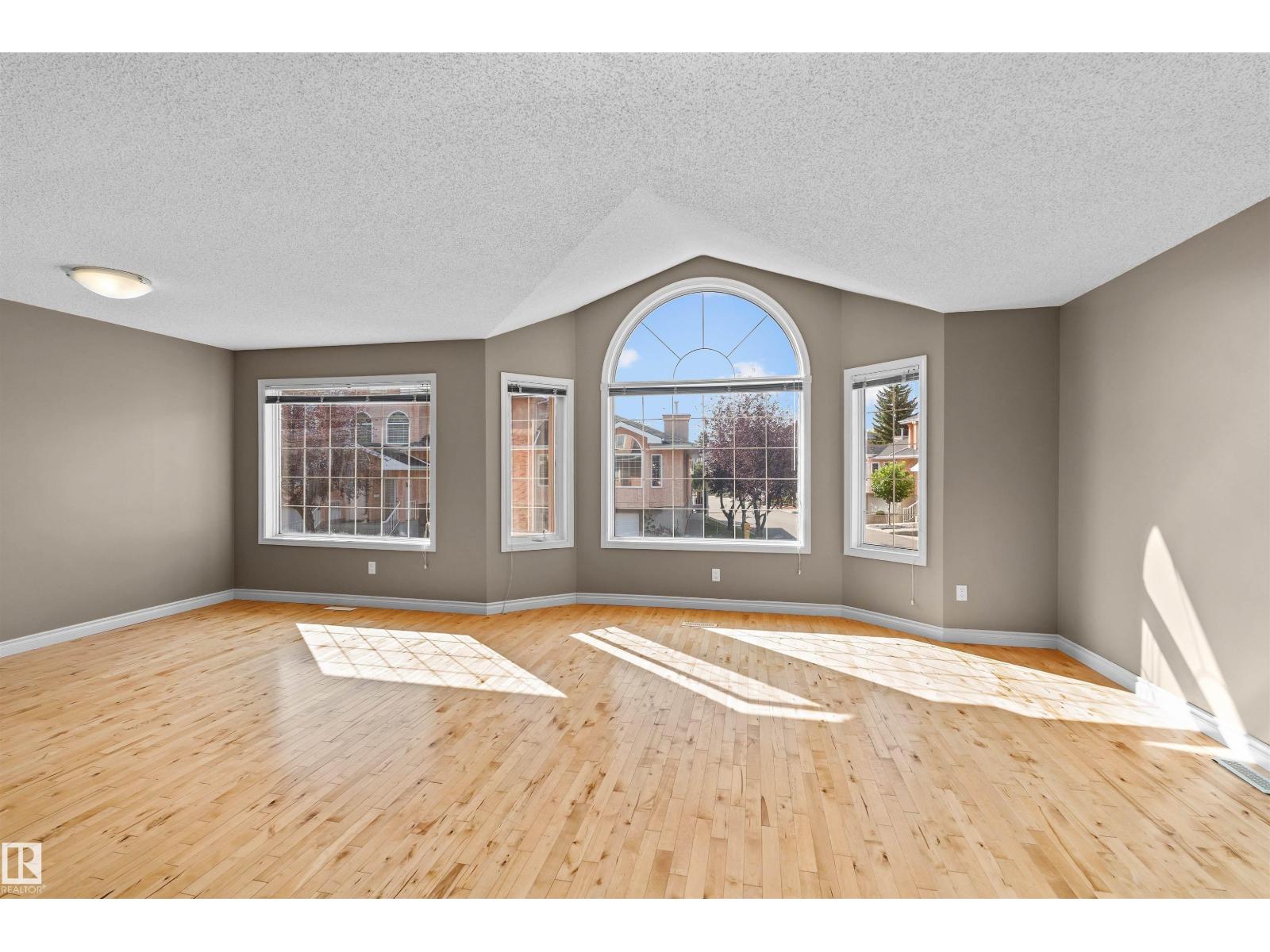11115 9 Avenue Northwest #unit 101, Edmonton, AB T6J 6Z1