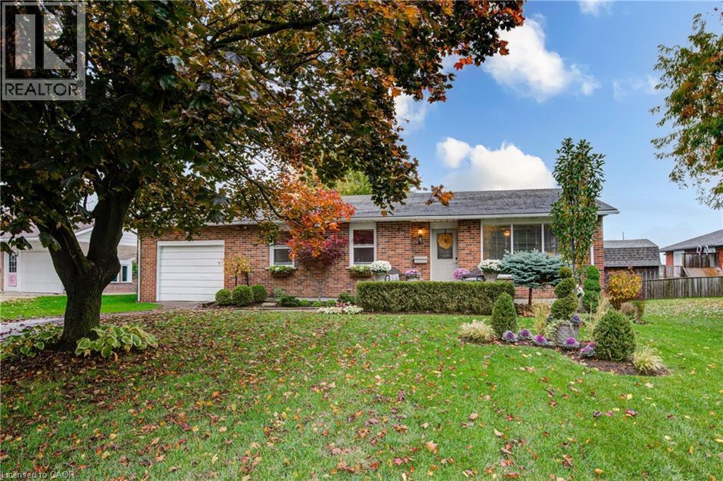 10 Victoria St, East Zorra-Tavistock, ON N0B 2R0