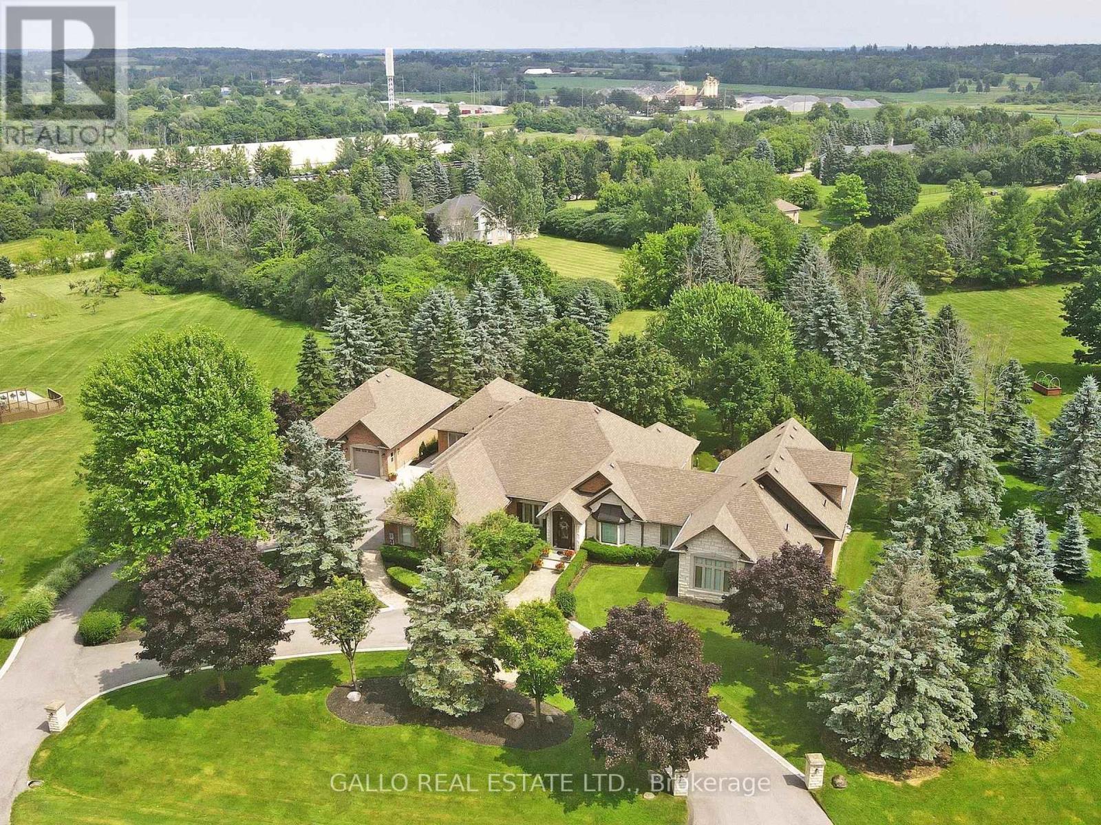 56 Offord Cres, Aurora Bayview Southeast, ON L4G 0K5