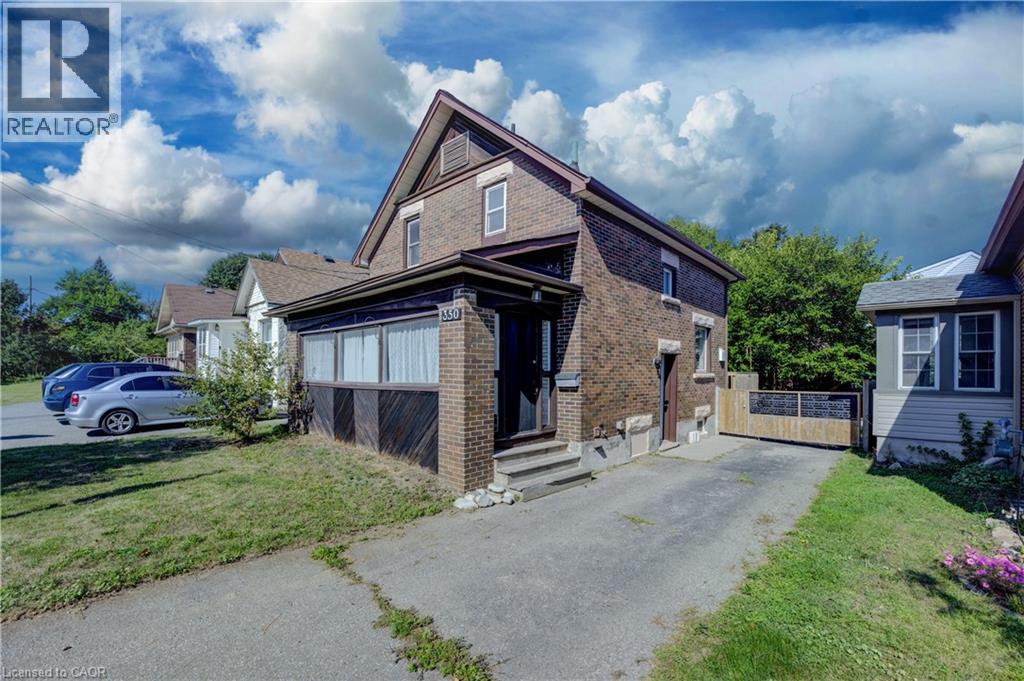 350 Victoria St S, Kitchener, ON N2M 3A5