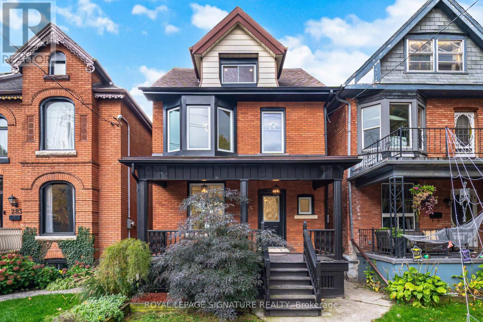 285 Charlton Ave, Hamilton, ON L8P 2E4