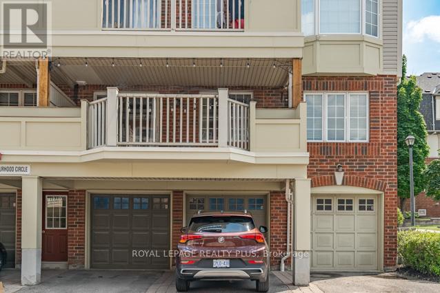 4 700 Neighbourhood Cir, Mississauga, ON L5B 0A8