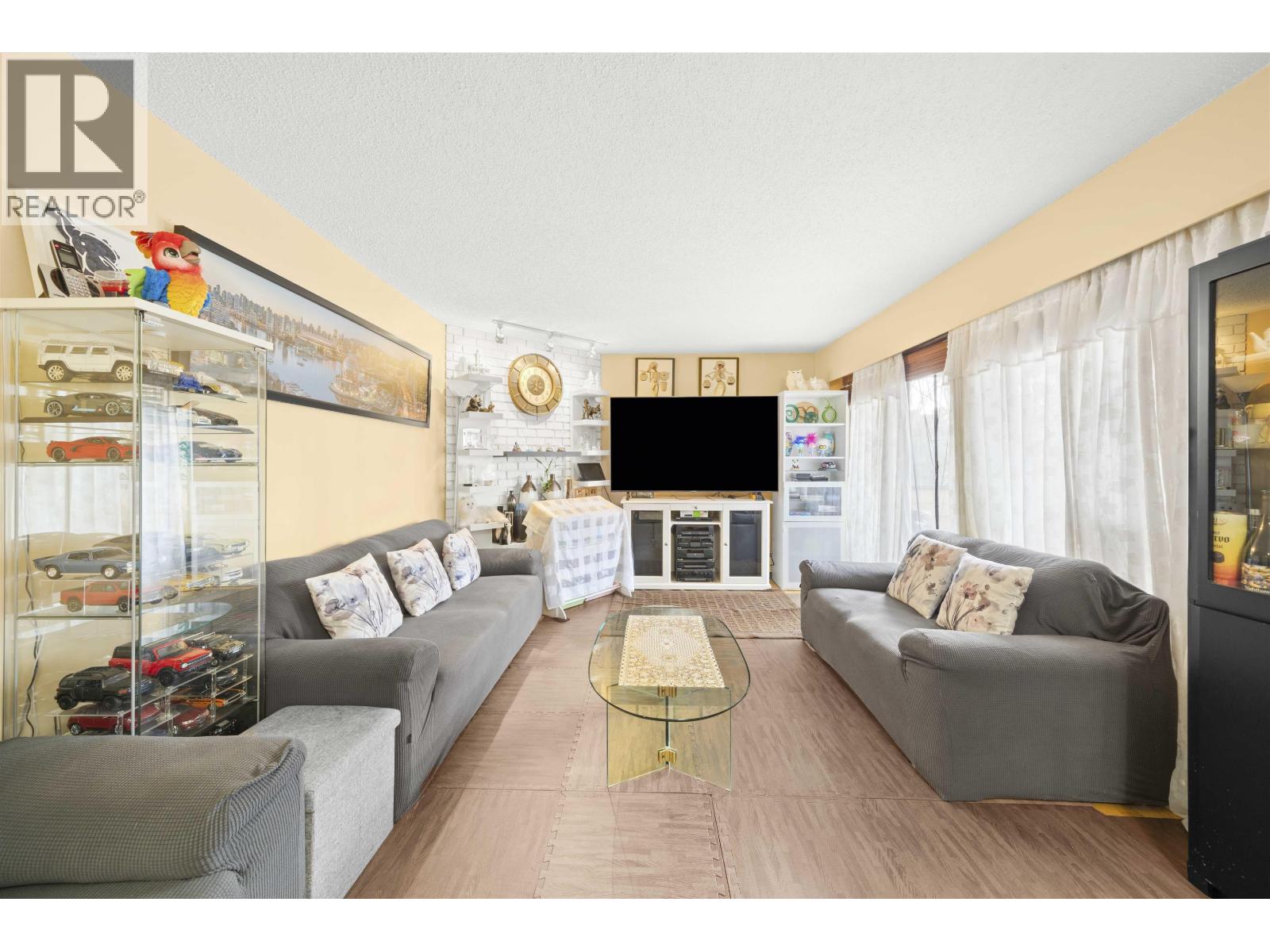 2277 E 30th Avenue Unit 312, Vancouver, BC V5N 5N1