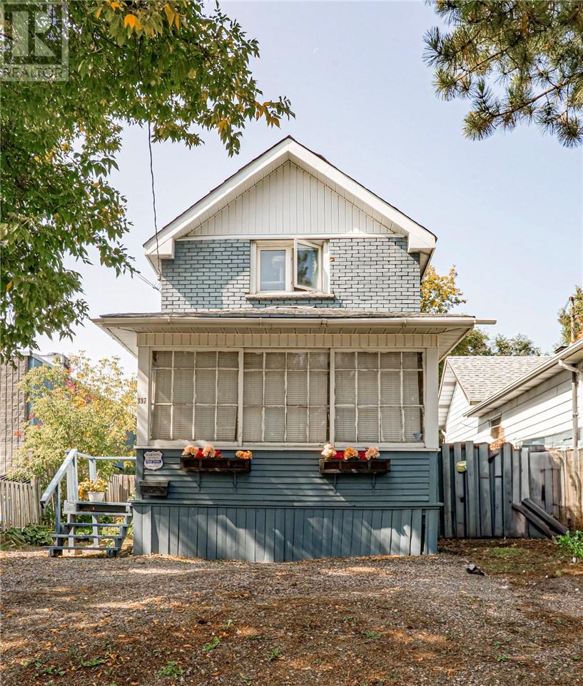 337 Burton Ave, Sudbury, ON P3C 4K4