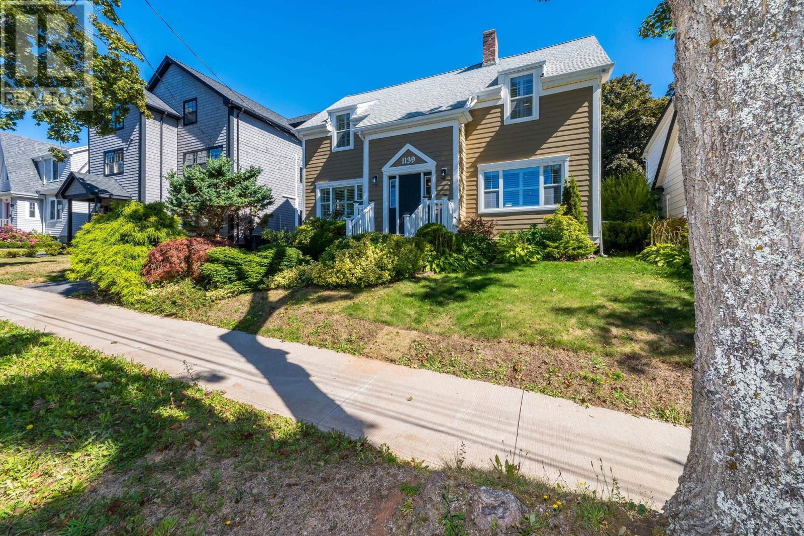 1139 Dalhousie St, Halifax, NS B3H 3W5