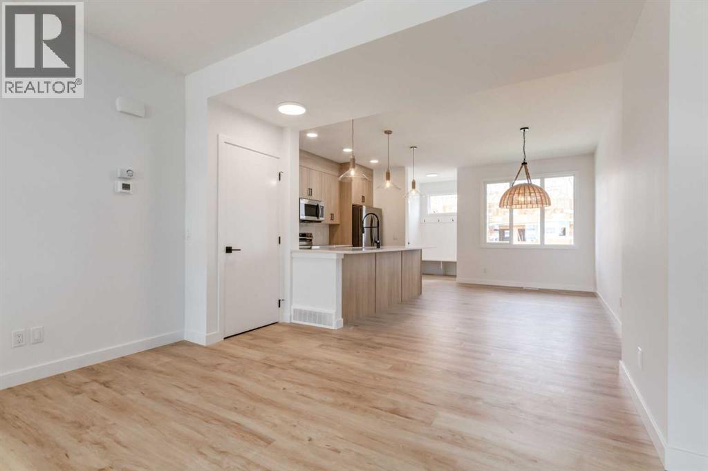 1154 Cobblestone Blvd, Airdrie, AB T4B 5W3
