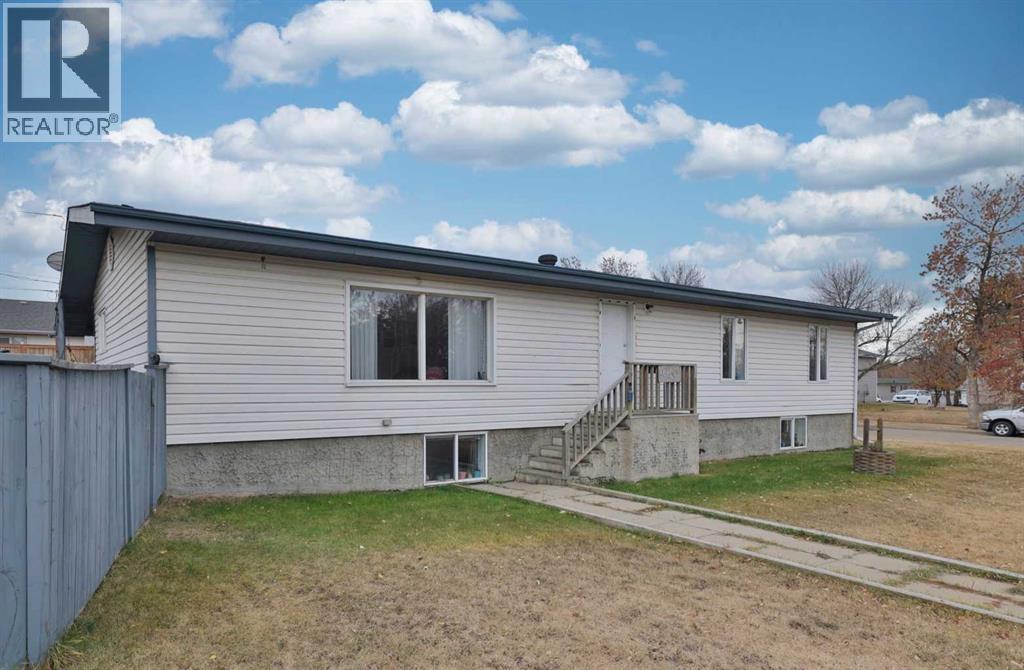53 Avenue Unit 5611, Camrose, AB T4V 4P7