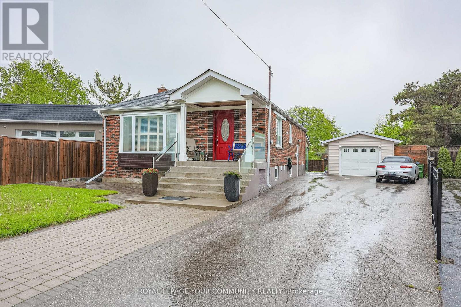 52 Princeway Dr, Toronto, ON M1R 2W1