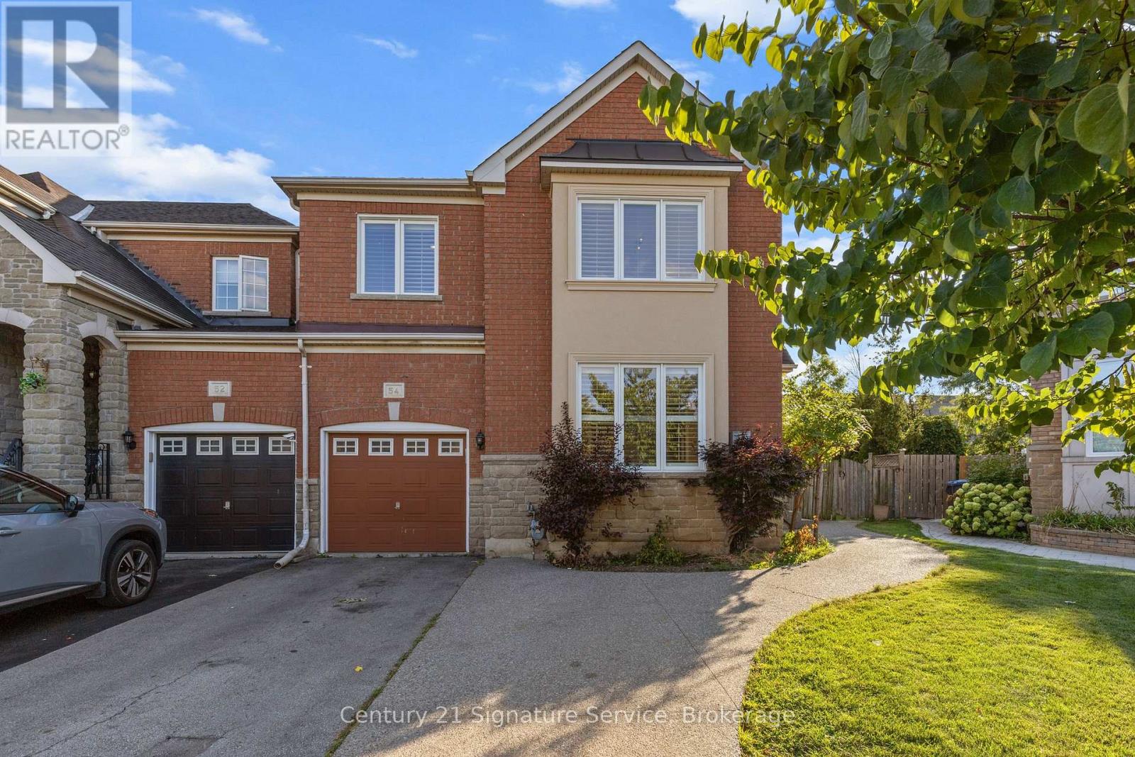 54 Millhouse Mews, Brampton, ON L6Y 5J8