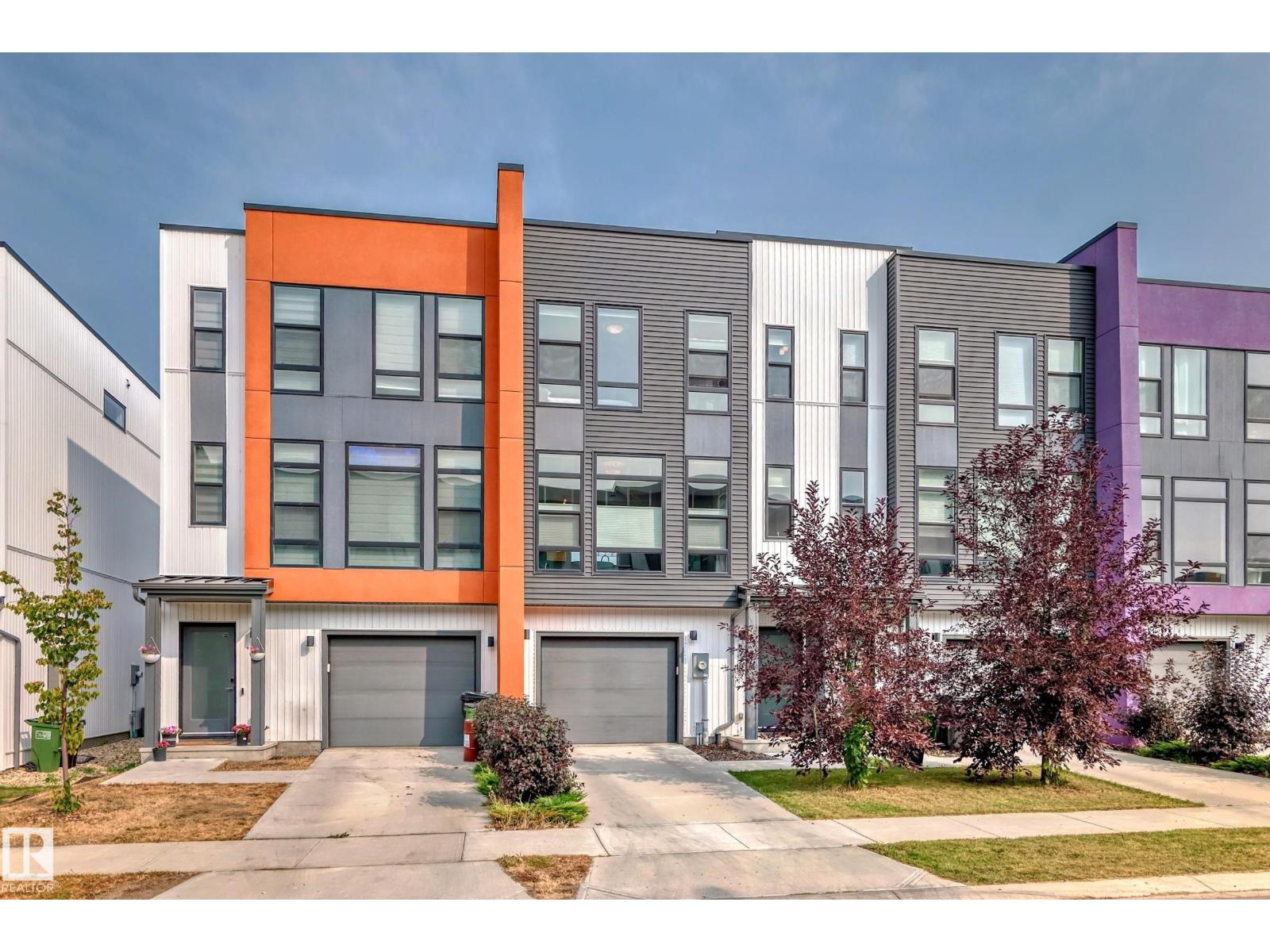 1746 Keene Cr SW, Edmonton, AB T6W 3W2