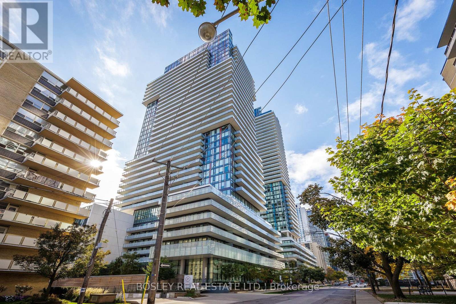 2112 185 Roehampton Ave, Toronto, ON M4P 0C6