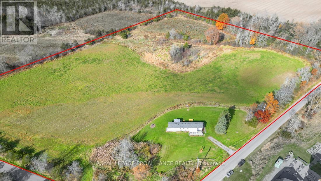 1997 Fry Rd, Prince Edward County Sophiasburgh, ON K0K 2T0