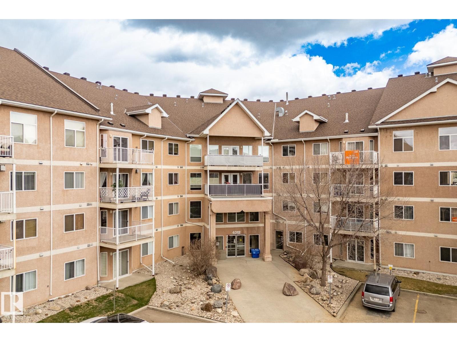 4312 139 Avenue Northwest #223, Edmonton, AB T5Y 3J4