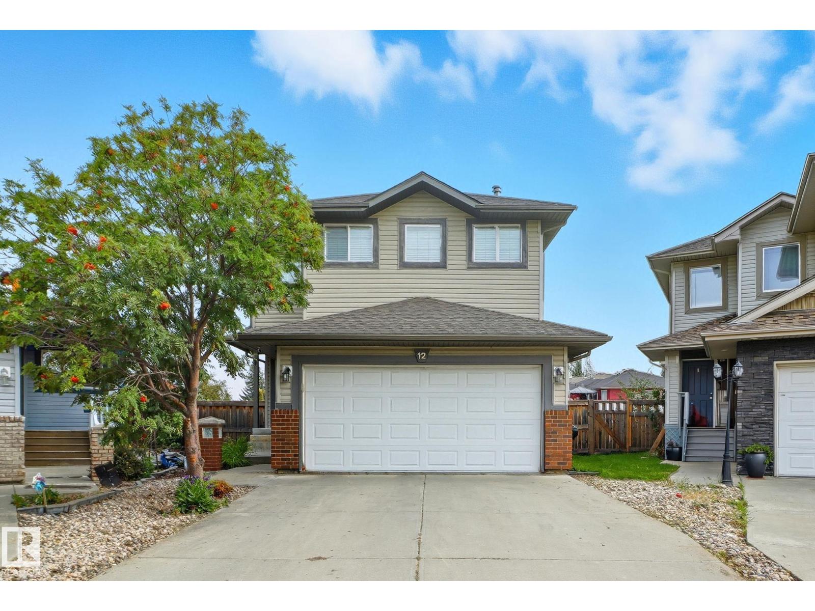 12 Westerra Co, Stony Plain, AB T7Z 2X1