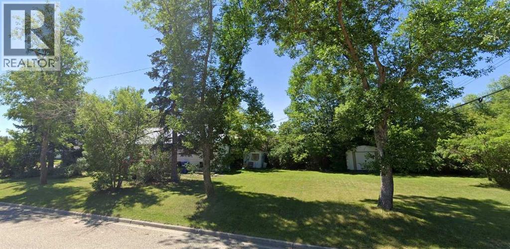 23 Street Unit 2302, Nanton, AB T0L 1R0