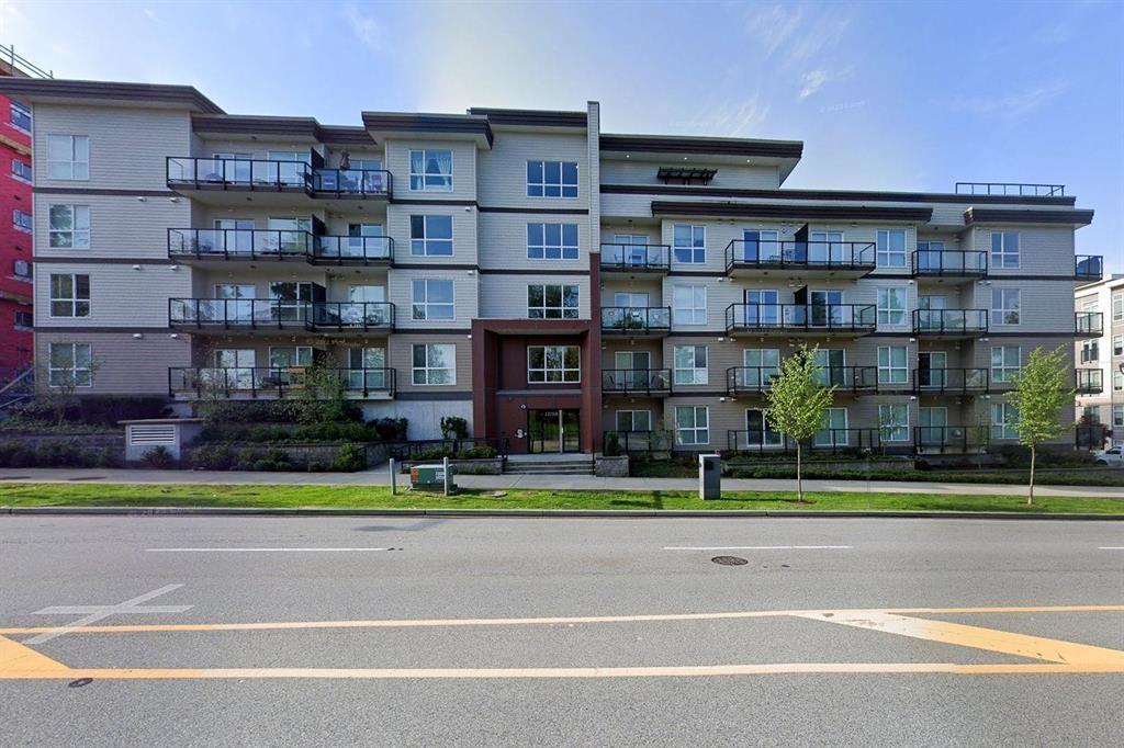 13768 108 Avenue Unit 212, Surrey, BC V3T 0L9