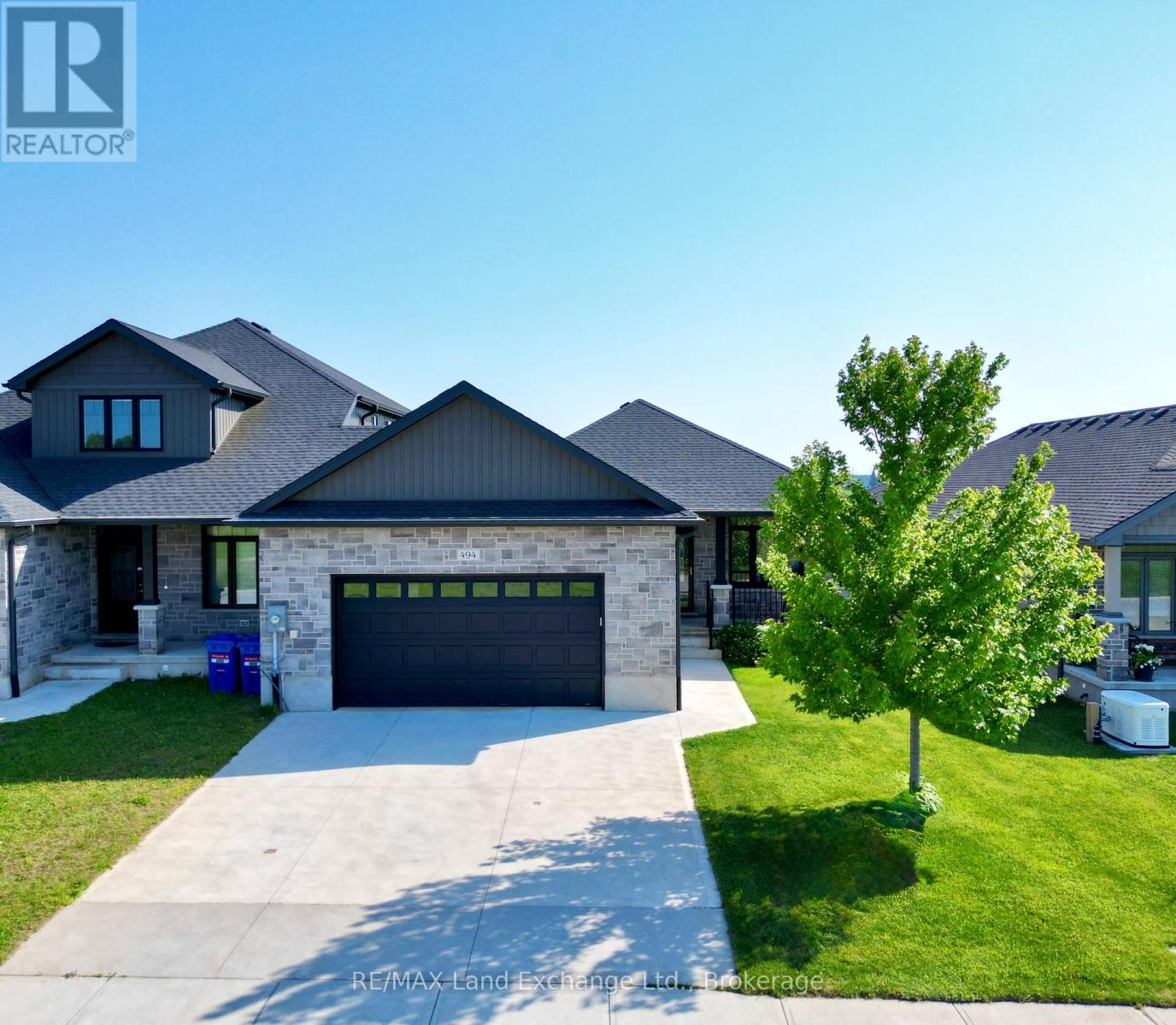 494 Ivings Dr, Saugeen Shores, ON N0H 2C3
