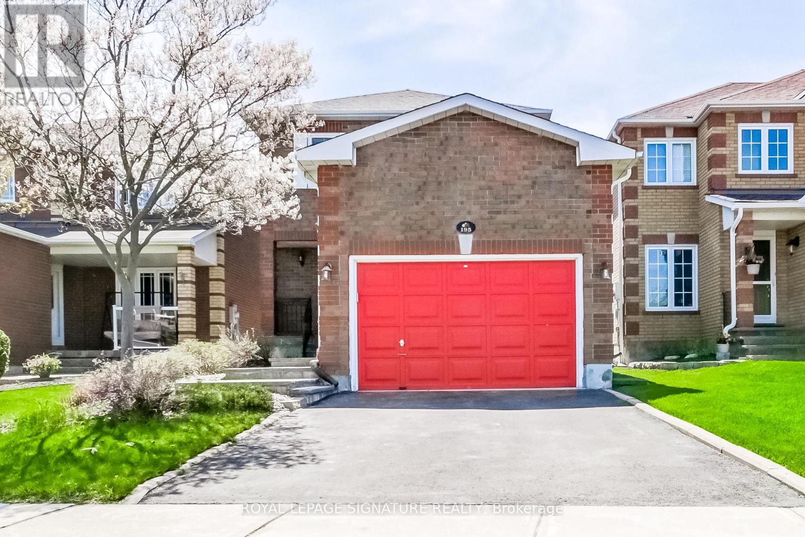 195 Howard Cres, Orangeville, ON L9W 4W5