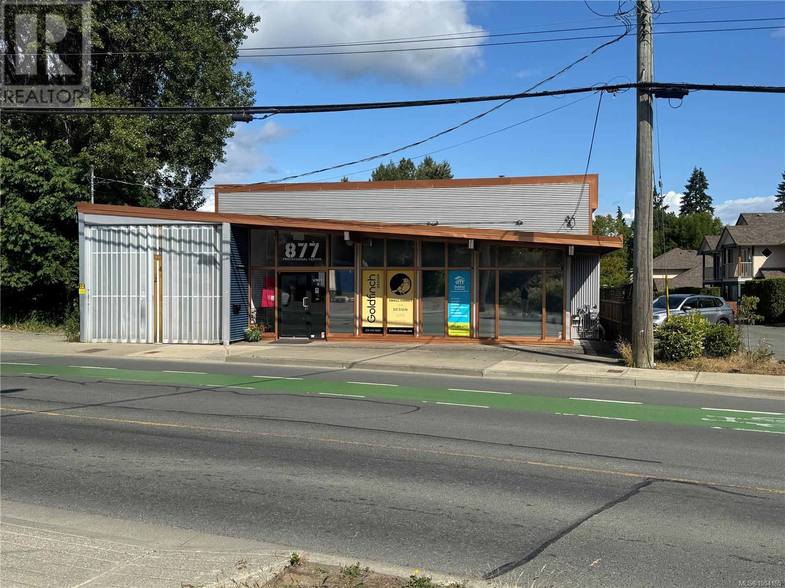 877 5th Street, Courtenay, BC V9N 1K8
