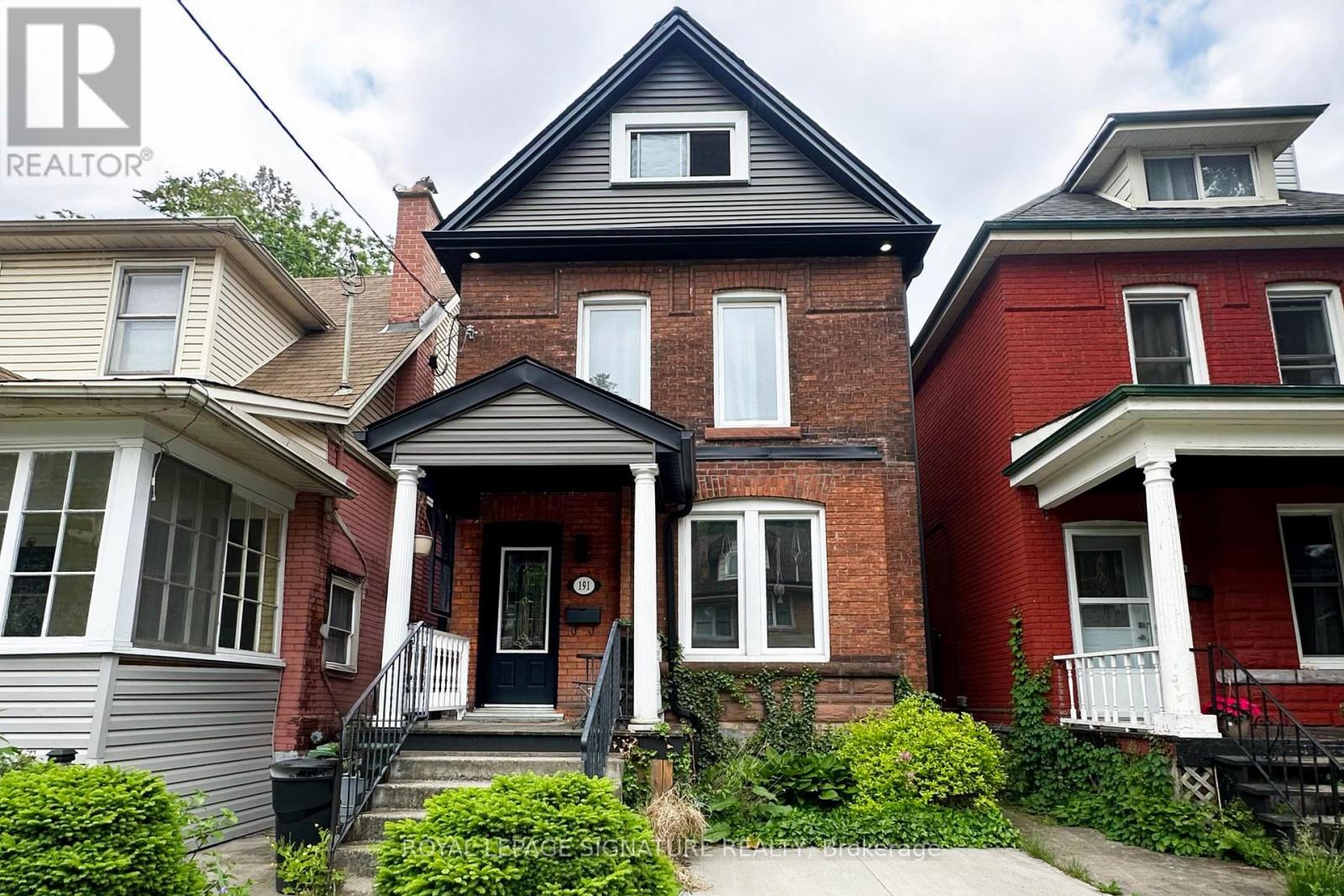 191 Burris St, Hamilton, ON L8M 2J7