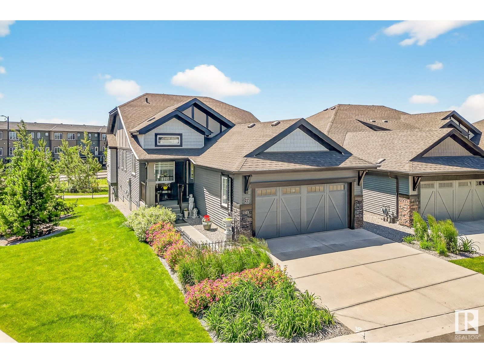 8050 Orchards Green Southwest #20, Edmonton, AB T6X 2N2