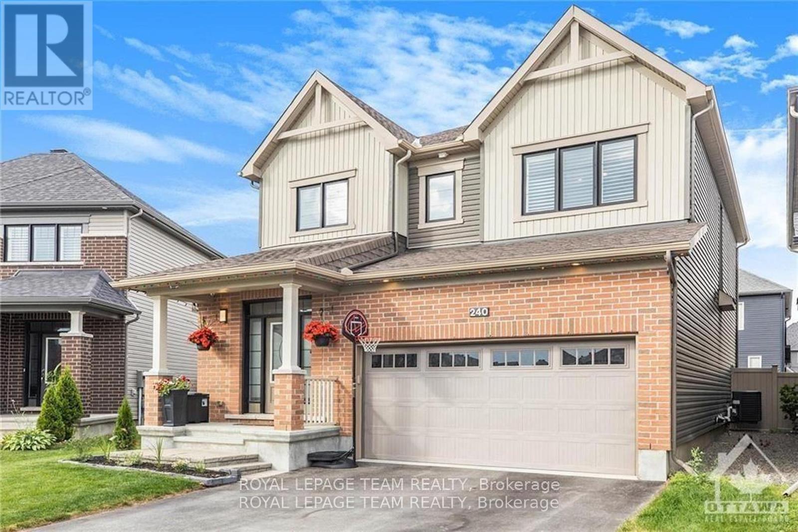 240 Saddleback Cres, Ottawa, ON K2T 0K8