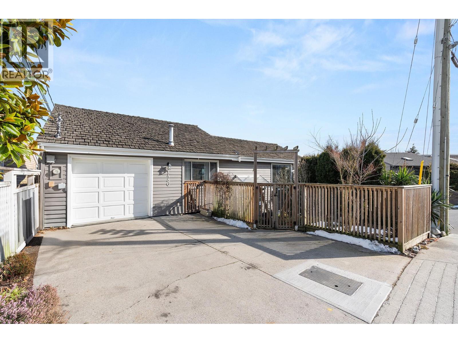 1480 View Cres, Delta, BC V4L 2N3