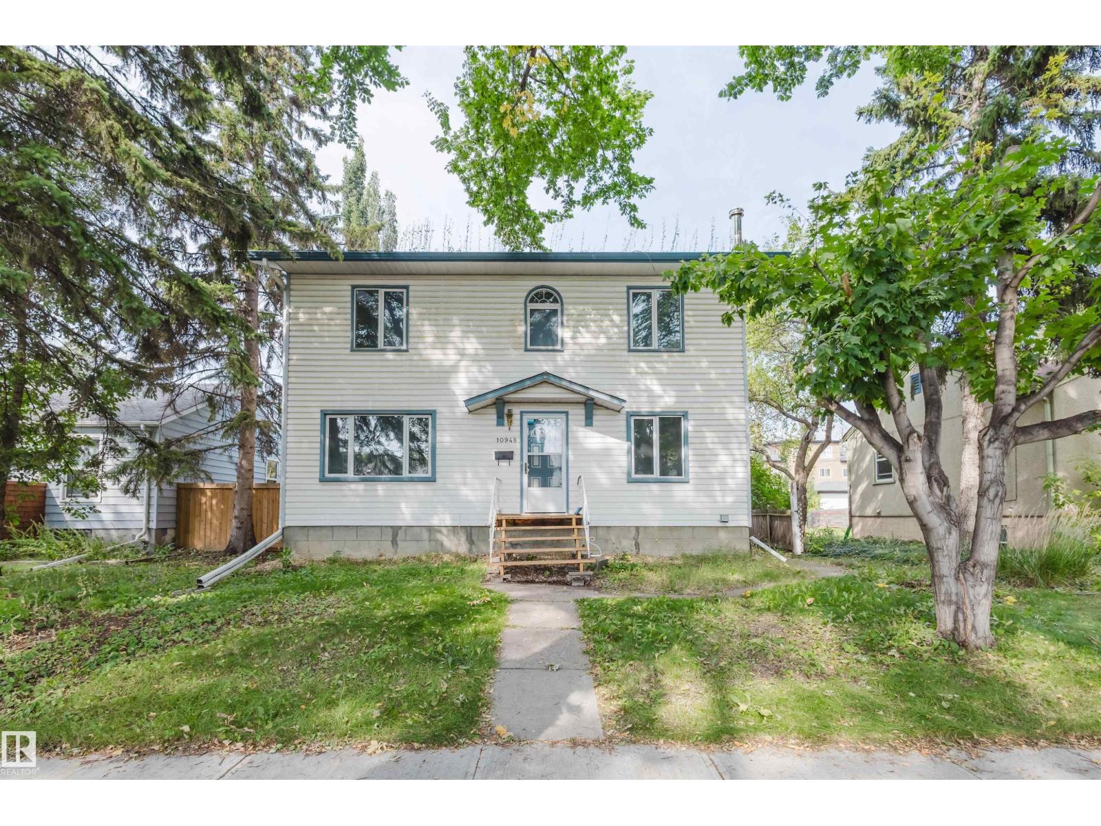 75 Av Nw Unit 10948, Edmonton, AB T6G 0G9