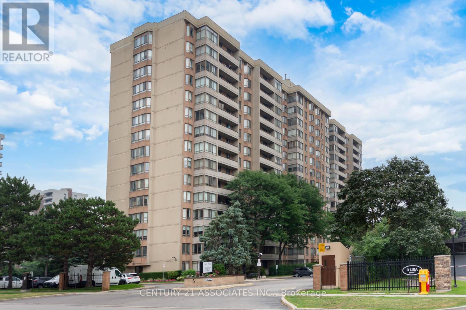 605 5 Lisa St, Brampton, ON L6T 4T4