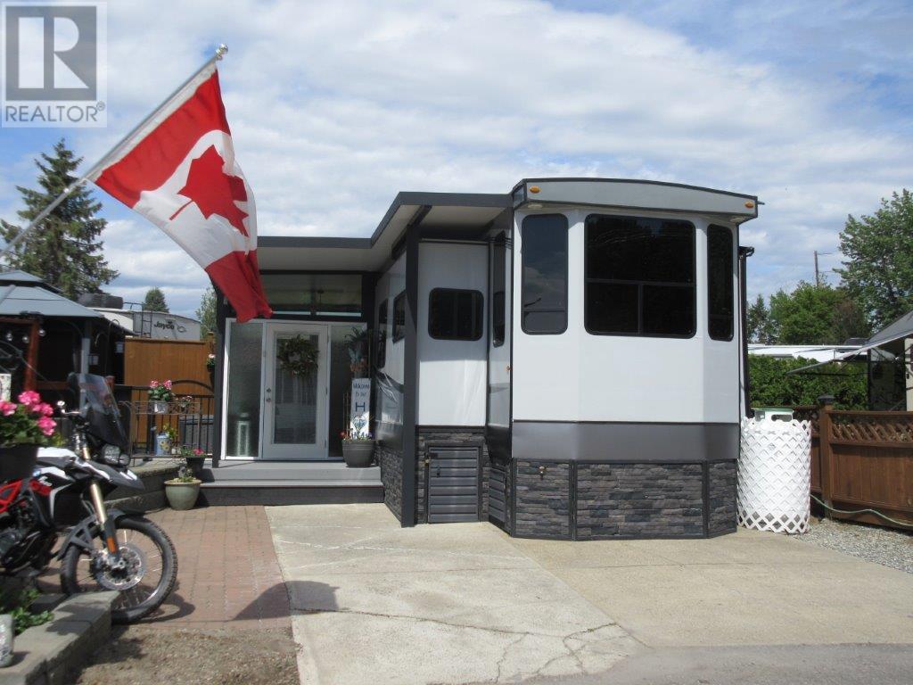 415 Commonwealth Road Unit 410, Kelowna, BC V4V 1P4
