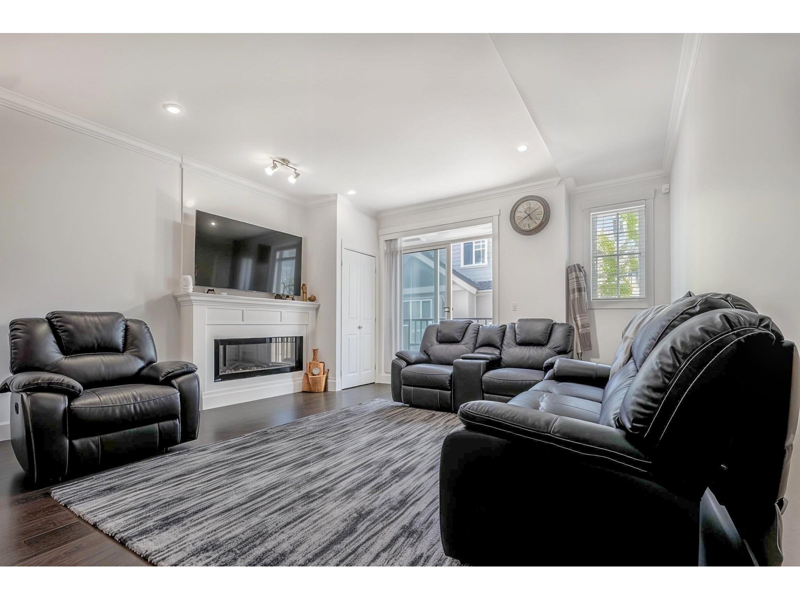 13898 64 Avenue Unit 194, Surrey, BC V3W 1L6