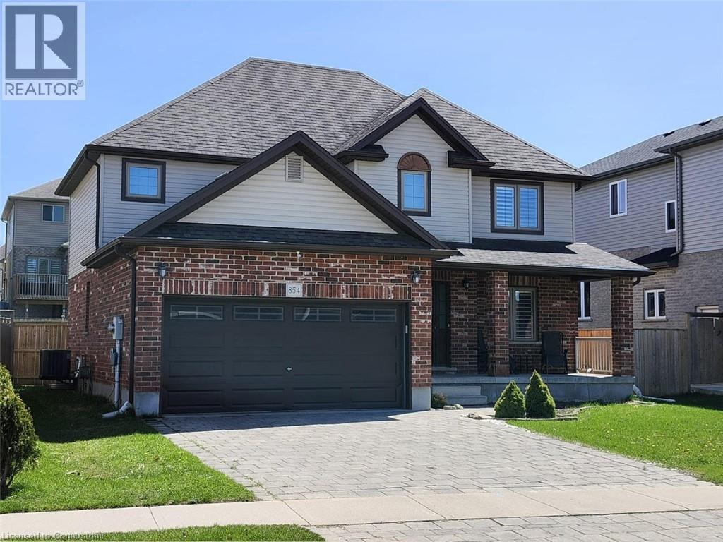 854 Springbank Ave N, Woodstock, ON N4T 1T5