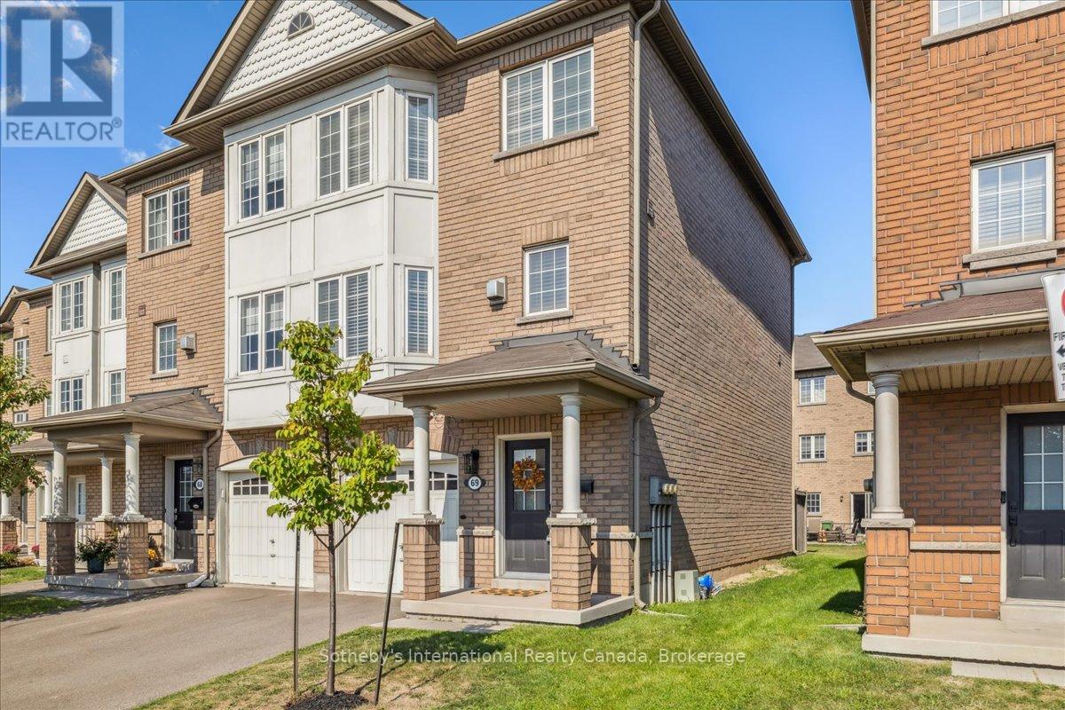 69 470 Beach Blvd, Hamilton, ON L8H 6X2