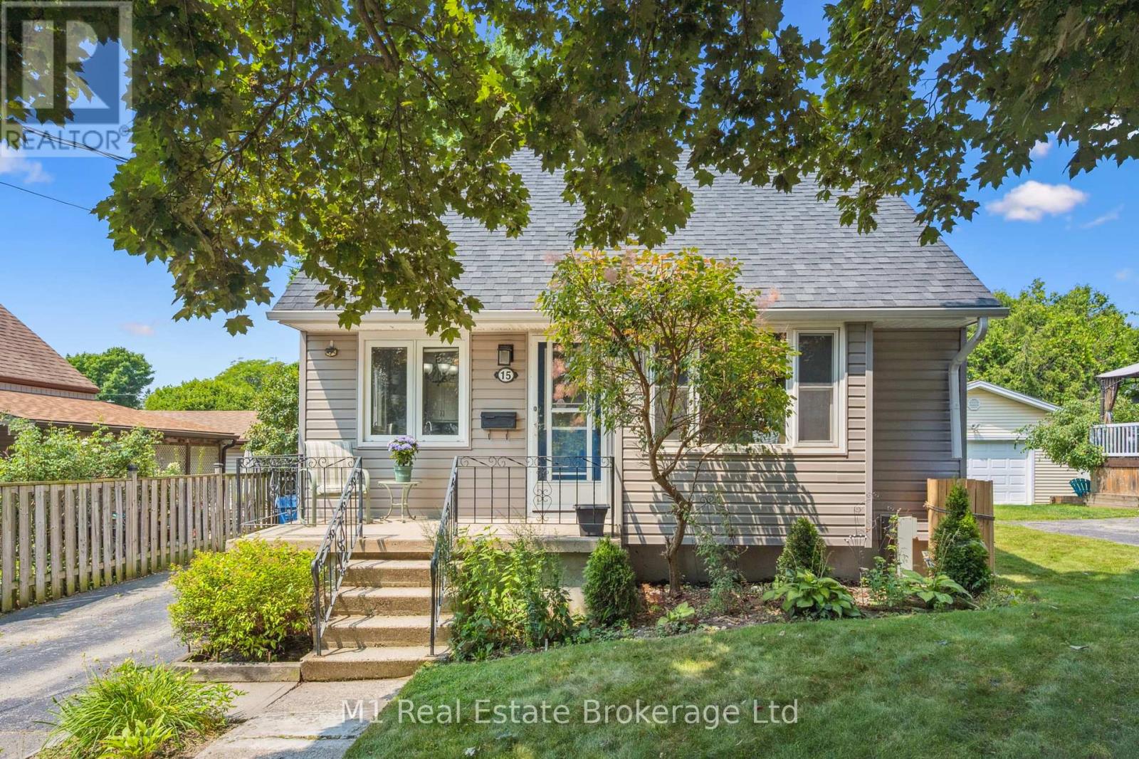 15 Gowdy Ave, Guelph, ON N1H 2K6
