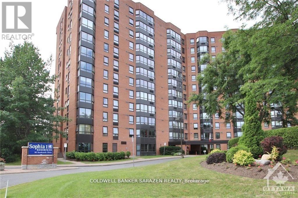 1215 80 Sandcastle Dr, Ottawa, ON K2H 9E7