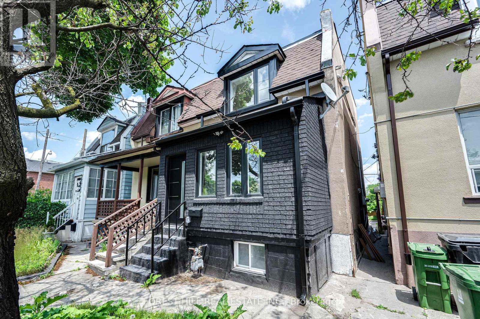 123 Laughton Ave, Toronto, ON M6N 2X3