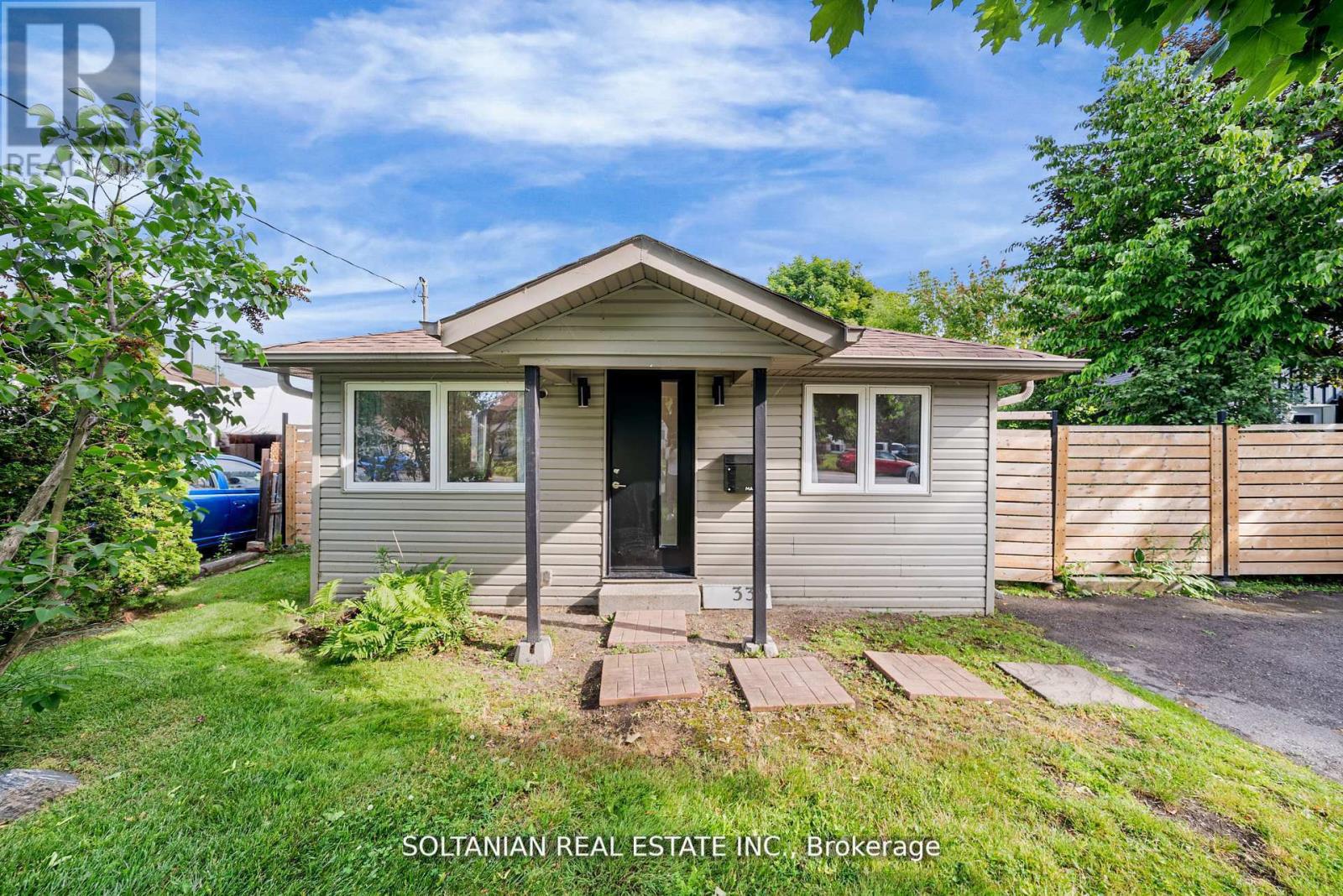 335 Miami Dr, Georgina, ON L4P 2Z6