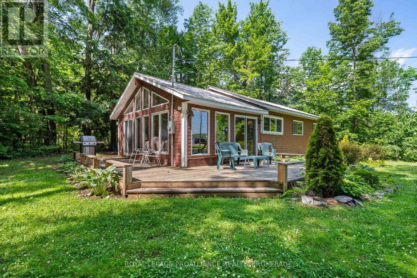 1057 Marble Lake Rd, North Frontenac, ON K0H 1K0