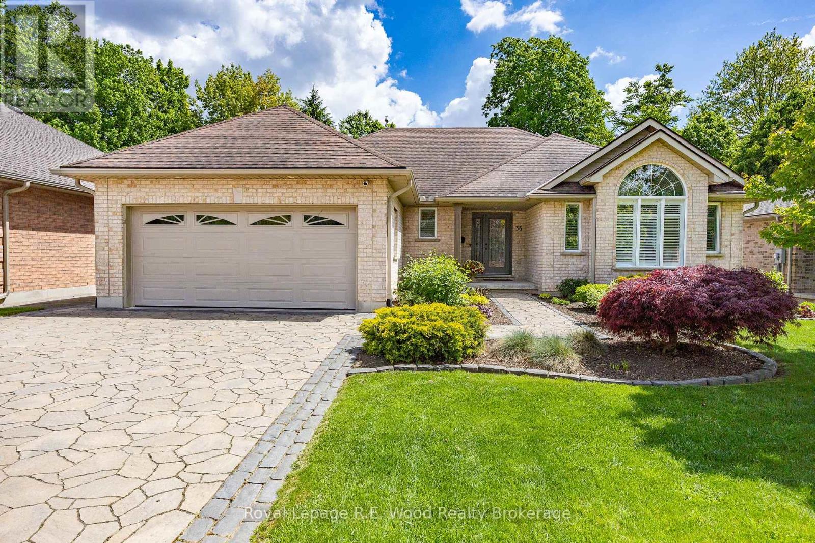 36 Woodland Cres, Tillsonburg, ON N4G 5R5